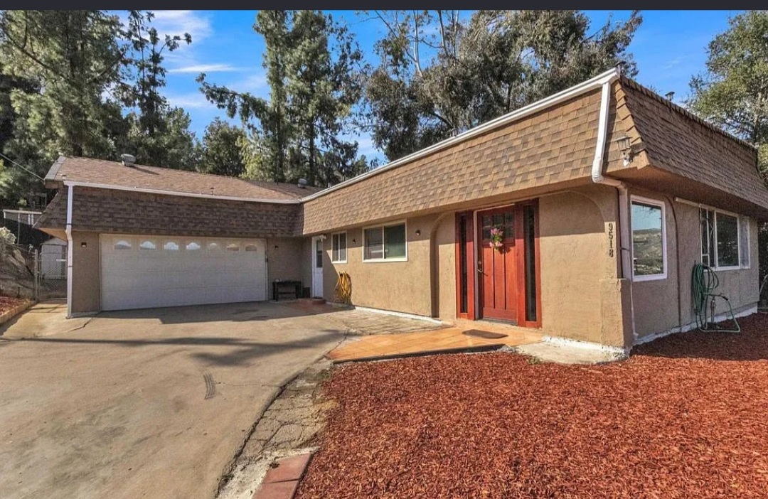 BEAUTIFULLY UPDATED HOMES